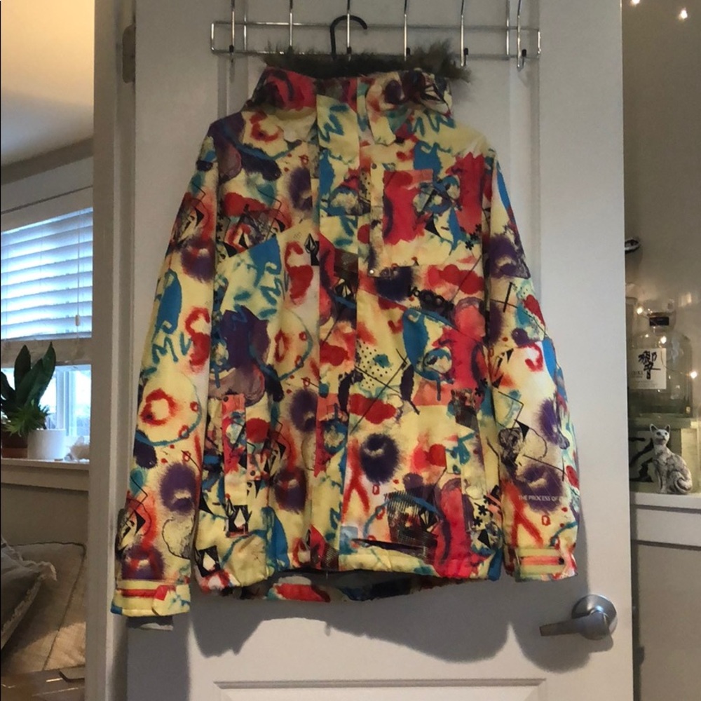 Like New Volcom Nimbus ski/snowboard jacket